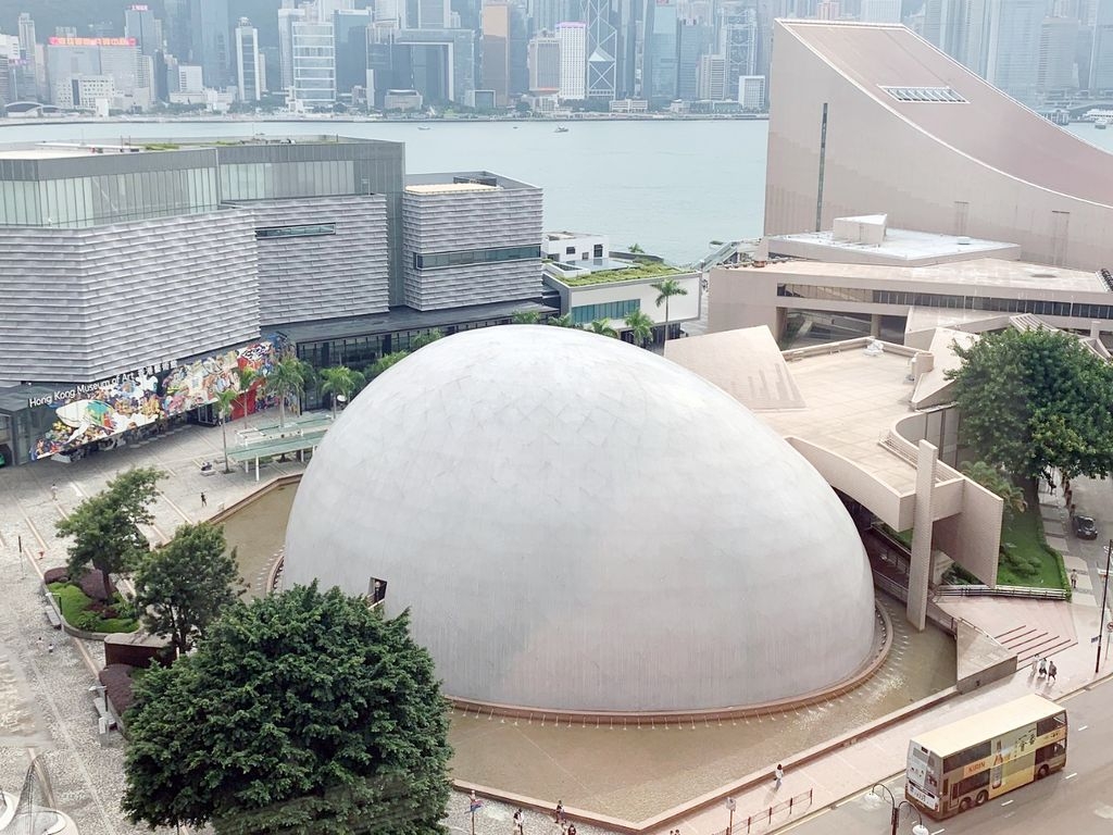 Visitor-exclusive: Museum x Historical Landmark Guided Tour